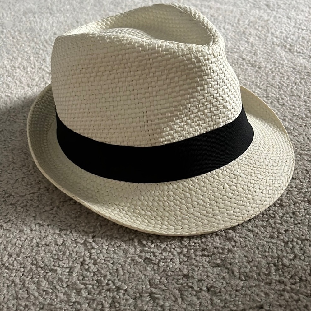 tan fedora